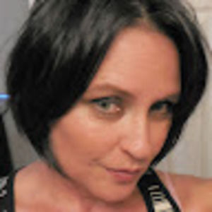 Meet your Posher, Cynthia